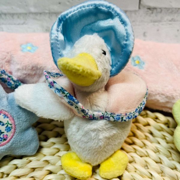 Crib Stroller Bed Rattle Hanging Mother goose Toy
